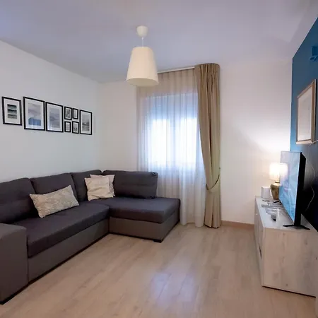 Cristian House Apartament *