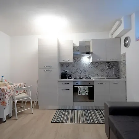 Cristian House * Vasto