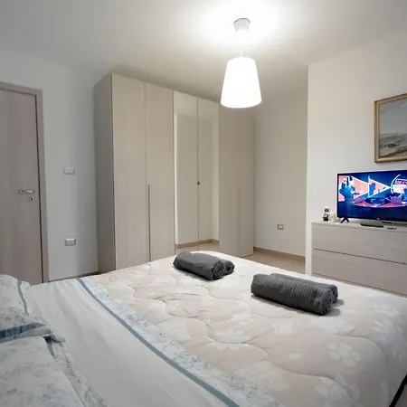 Apartment Cristian House Vasto