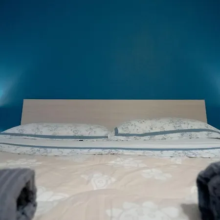 Apartment Cristian House Vasto